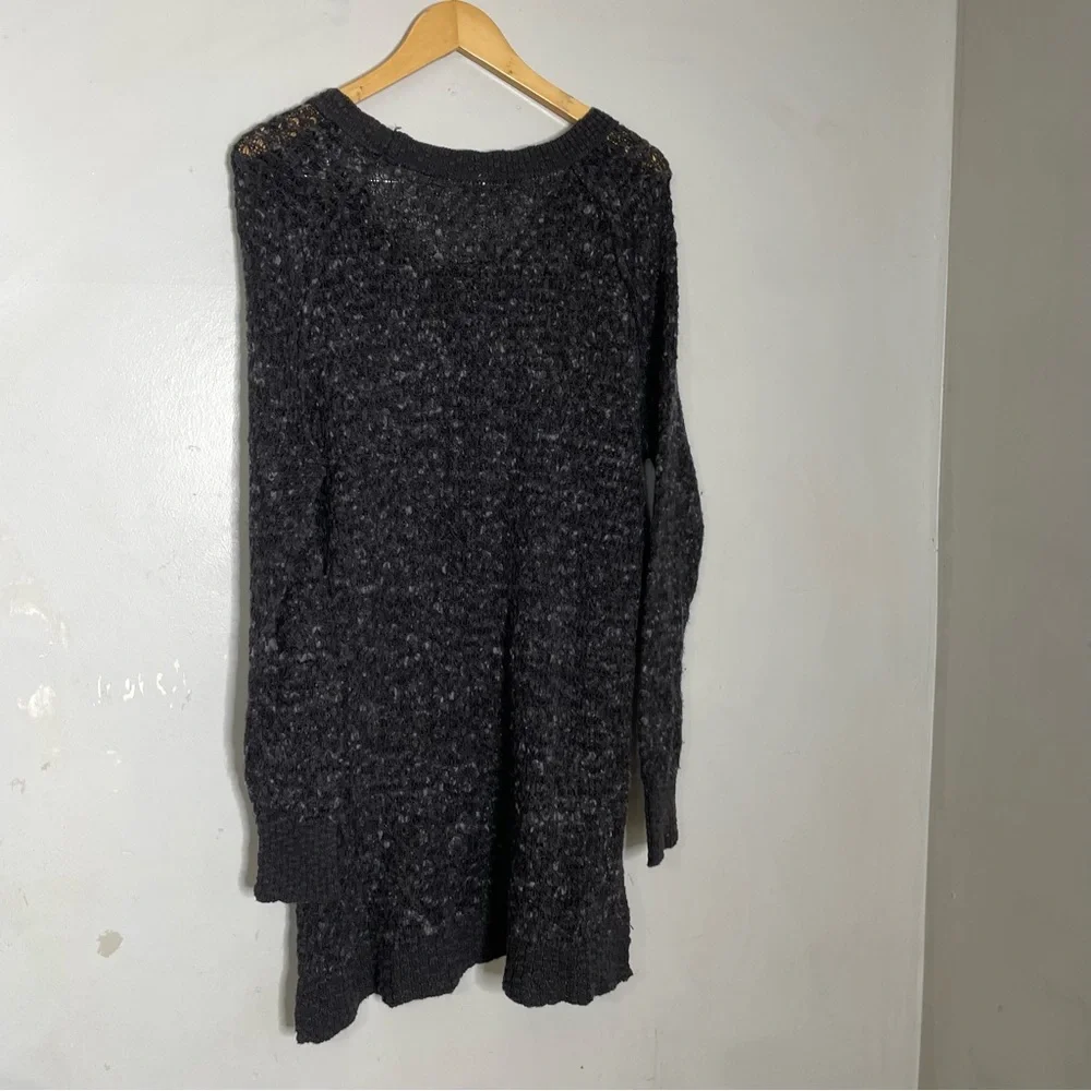 Free People Jeepster Honeycomb Sweater in‎ Gray Medium